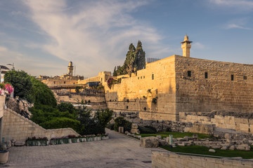 Fototapeta premium Jerusalem - October 04, 2018: Walls of the old City of Jerusalem, Israel