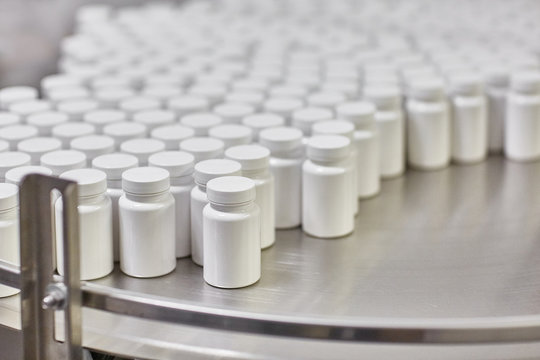 pharmaceutical nutraceutical compounding packaging capsules