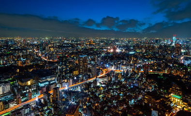 Fototapeta premium city skyline aerial night view in Tokyo, Japan