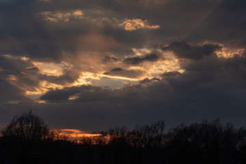 Fototapeta na wymiar Sunset. clouds on the sky.