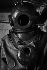 Image of an old diving suit.