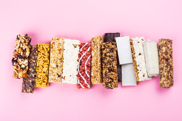 Homemade granola cereal bars