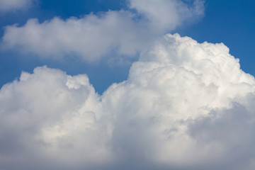 青い空と白い雲