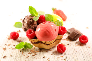 biscuit bowl with ice cream