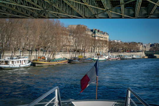 The Parisian barges and French flag
