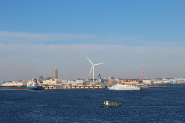 横浜みなとみらい　瑞穂埠頭　風力発電用風車