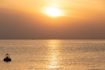 海と夕日　千葉県市原市五井海岸