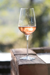 vertical rosè wine