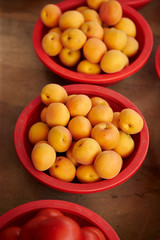 Plums in bowl 