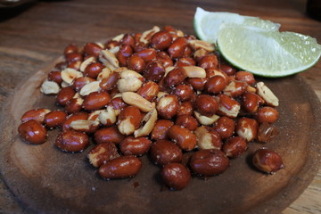 Cacahuates salados