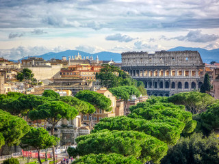Fototapeta na wymiar Ovierview of Rome with Colosseum