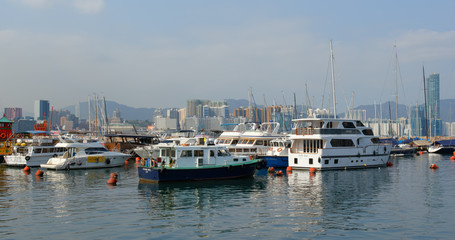 Fototapeta premium Hong Kong harbor side, typhoon shelter