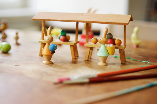 wooden easter decorations with bunny family