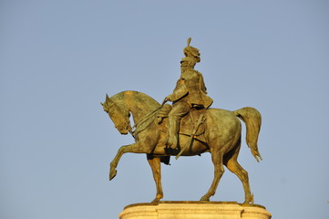 Obraz premium Statue of horseman in Rome, Italy