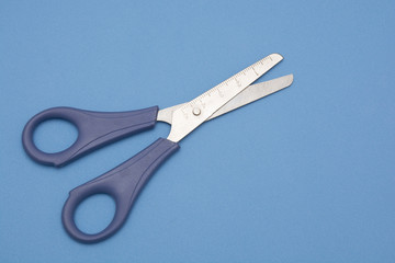 Scissors, manual tool for cutting