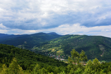 Naklejka premium Góry Karpaty. Ukraina
