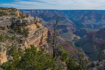 Fototapeta na wymiar Grand Canyon National Park from the South Rim in Arizona - landscape of canyon and valleys