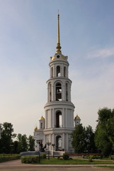 Fototapeta na wymiar temple bell tower in Russia