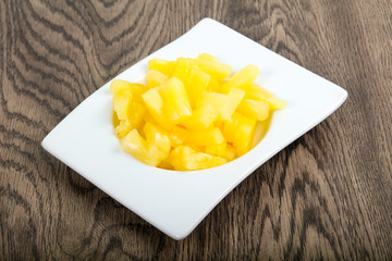 Canned pineapple