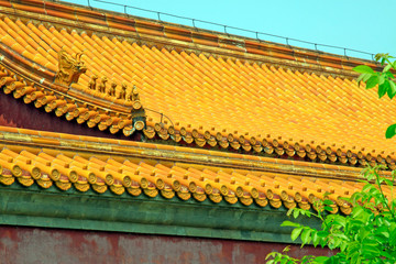 Yellow glazed tile roof