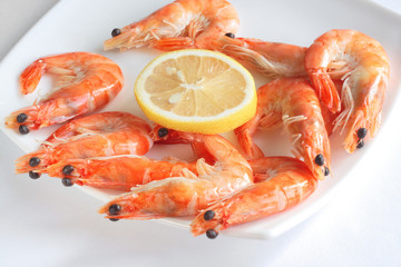 Shrimp   with lemon