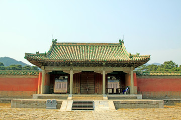 Naklejka premium ancient Chinese palace gate