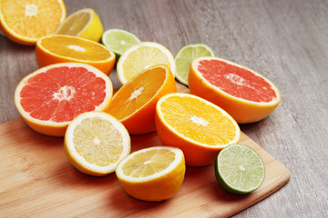 Mix of citrus fruits cut in different forms