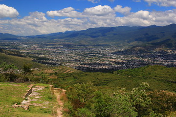 Fototapeta na wymiar Monte Alban, Oaxaca, Mexico
