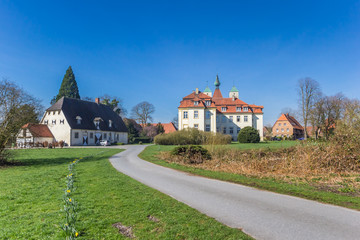 Fototapeta na wymiar Road leading to the historic castle of Freckenhorst, Germany