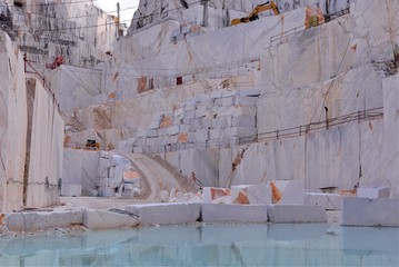 White marble mining, Carrara marble quarry