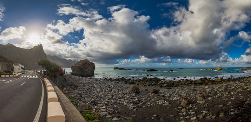 Der idyliische Benjio Beach auf Teneriffa als Panorama