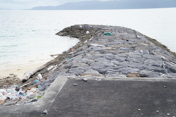 鳩間島