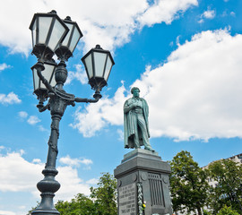 Fototapeta na wymiar Pushkinskaya Square. Monument to Alexander Pushkin. Moscow. Russia