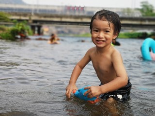 Children are always happy when they swim.