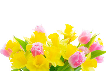 Obraz na płótnie Canvas bouquet of tulips and daffodils