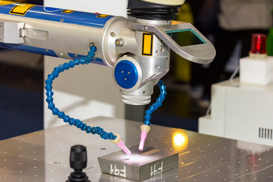 high technology and precision laser welding machine for mold and die or another product part modify or repair