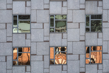 Façade d'immeuble contemporain à Barcelone