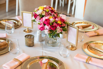 Baby shower dinner table 