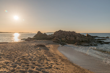 Lever de soleil sur les rochers de la Bocca © Bernard