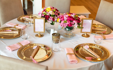 Baby shower dinner table 