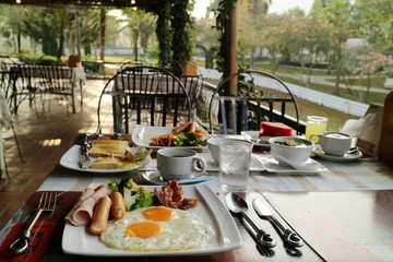 Breakfast on a bright day.