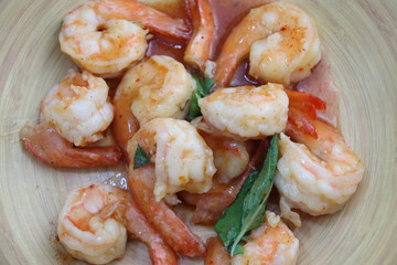 Crevettes sauce piquante