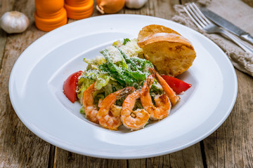 salad caesar with shrimps