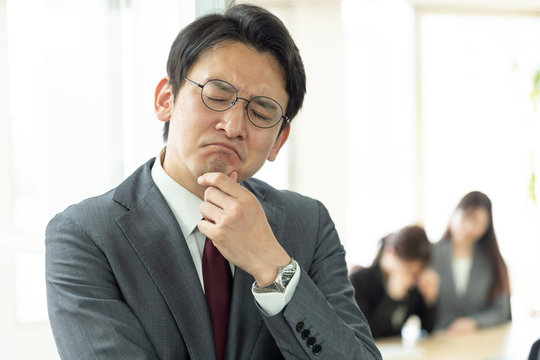 困った　サラリーマン
