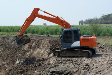Excavators are working to build wells. © pandpstock001