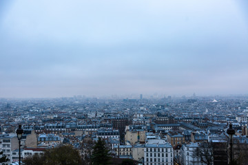 Obraz premium Paris in fog
