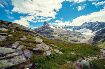 Fototapeta na wymiar alps landscape- mountains in front of blue sky