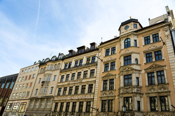 Fototapeta na wymiar Kaufingerstr. in München, historische Gebäude