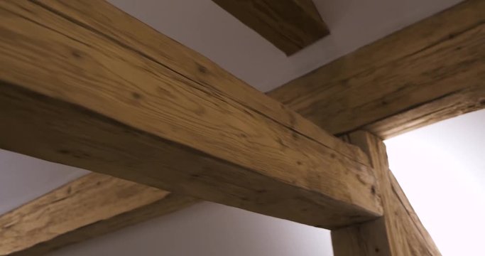 Dachstuhl grob Bewegung 4k DCI
