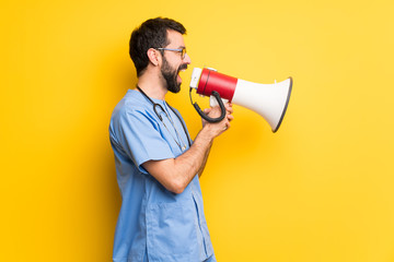 Surgeon doctor man shouting through a megaphone to announce something in lateral position
